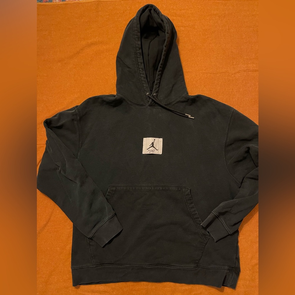 Black Air Jordan Hoodie with Jordan Logo Men’s Size XL